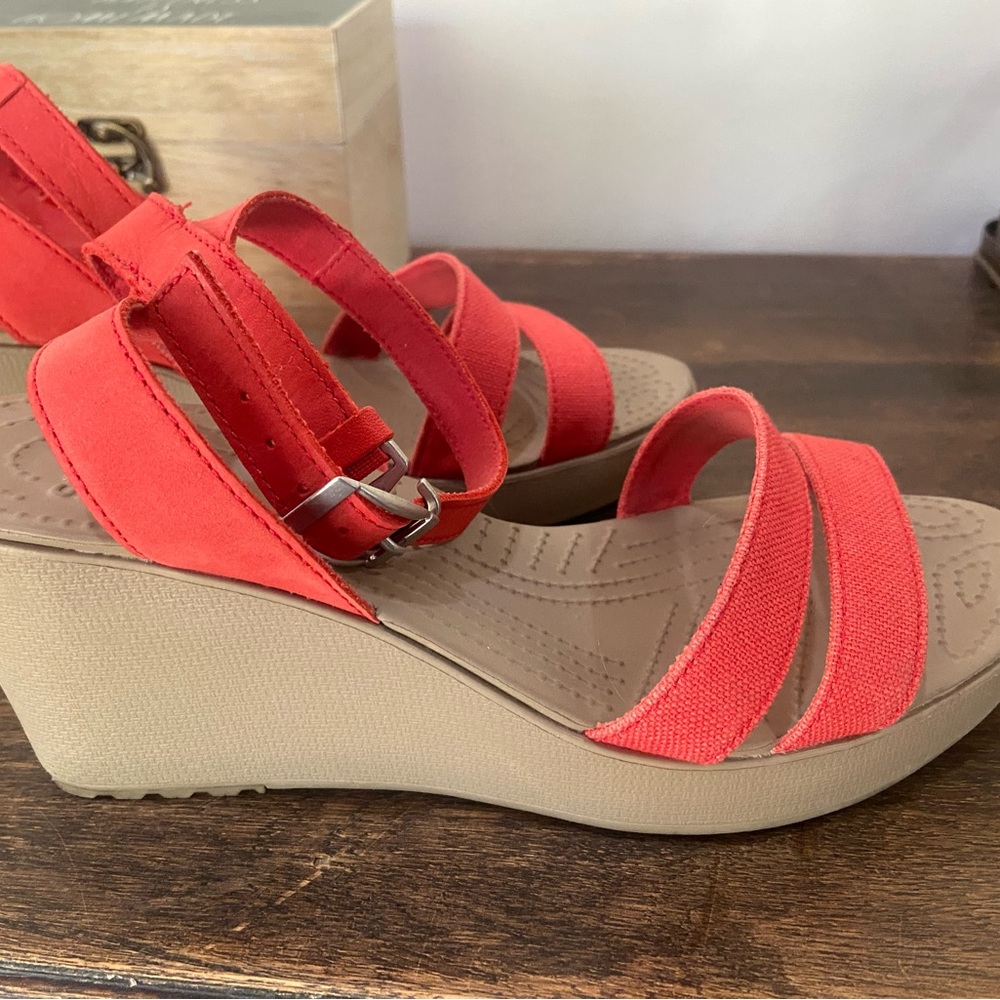 CROCS Wedge Sandals size 9
